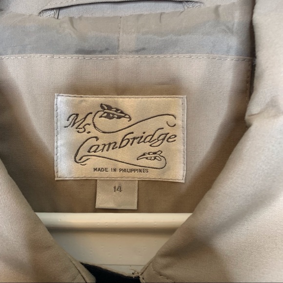 Vintage Ms Cambridge Women sz 14 Overcoat Black 27x33” w shoulder padding - Picture 3 of 9